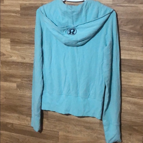 Baby blue lululemon thin hoodie - Picture 3 of 4